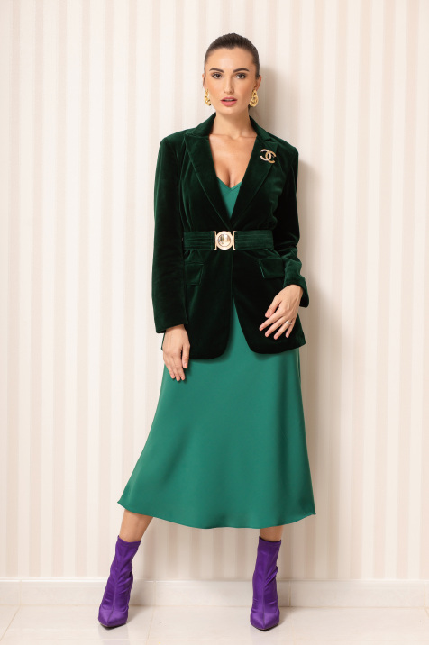 Shop Emerald Velvet Suit for AED 1 235 by Vafa Adams